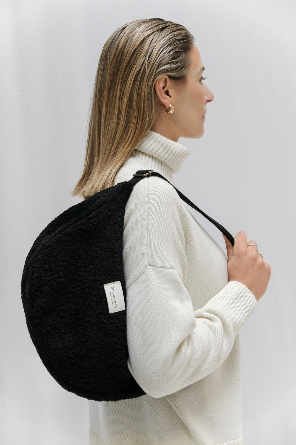 Teddy Adult Fanny Pack | Black