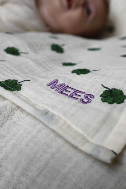 Witte Hydrofiele Doek Met Klavertjes - Large