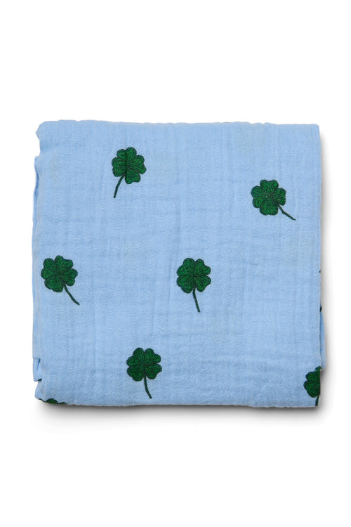 Lichtblauwe Hydrofiele Doek Met Klavertjes – Medium