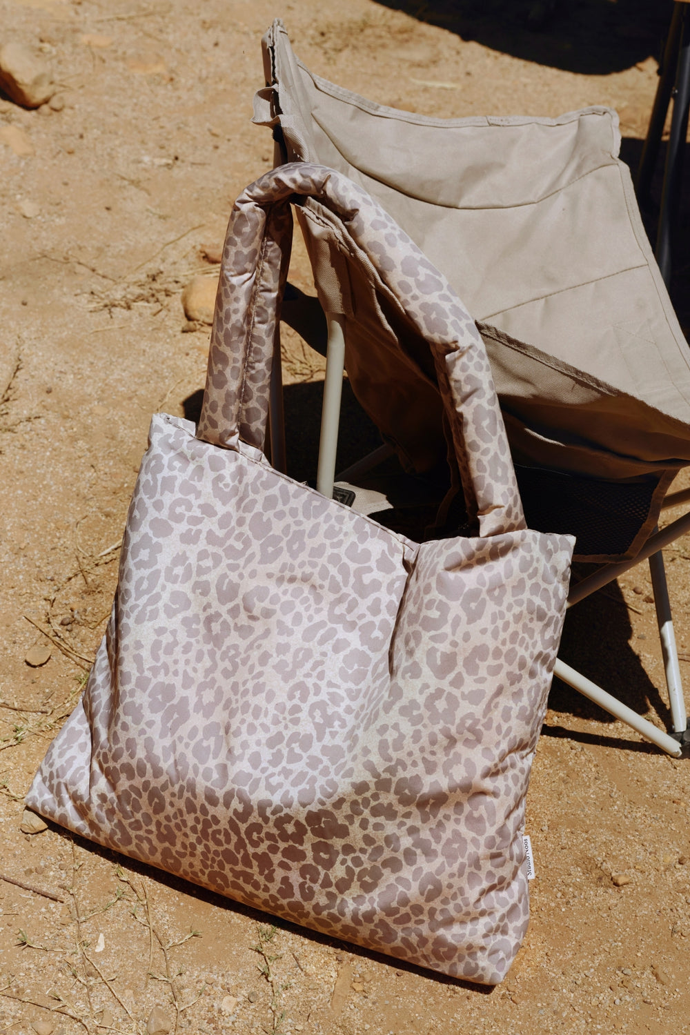 Puffy Mom Bag | Beige Leopard