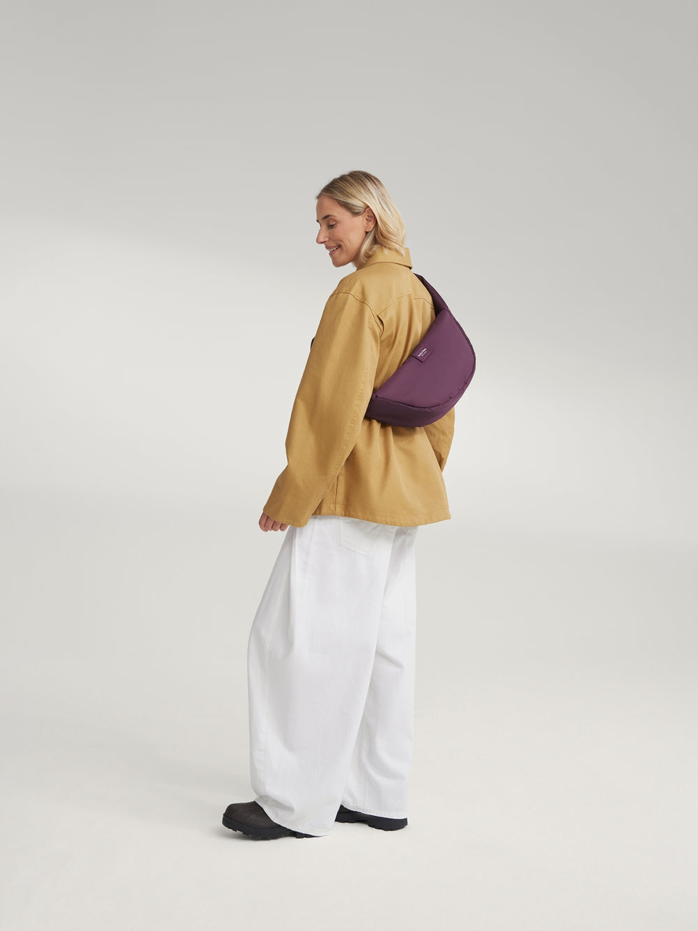 Technical Puffy Mini Cross Body Bag | Burgundy