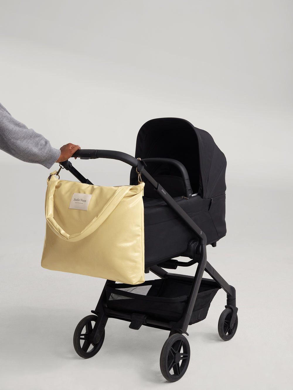 Vegan Leather Wickeltasche | Buttergelb