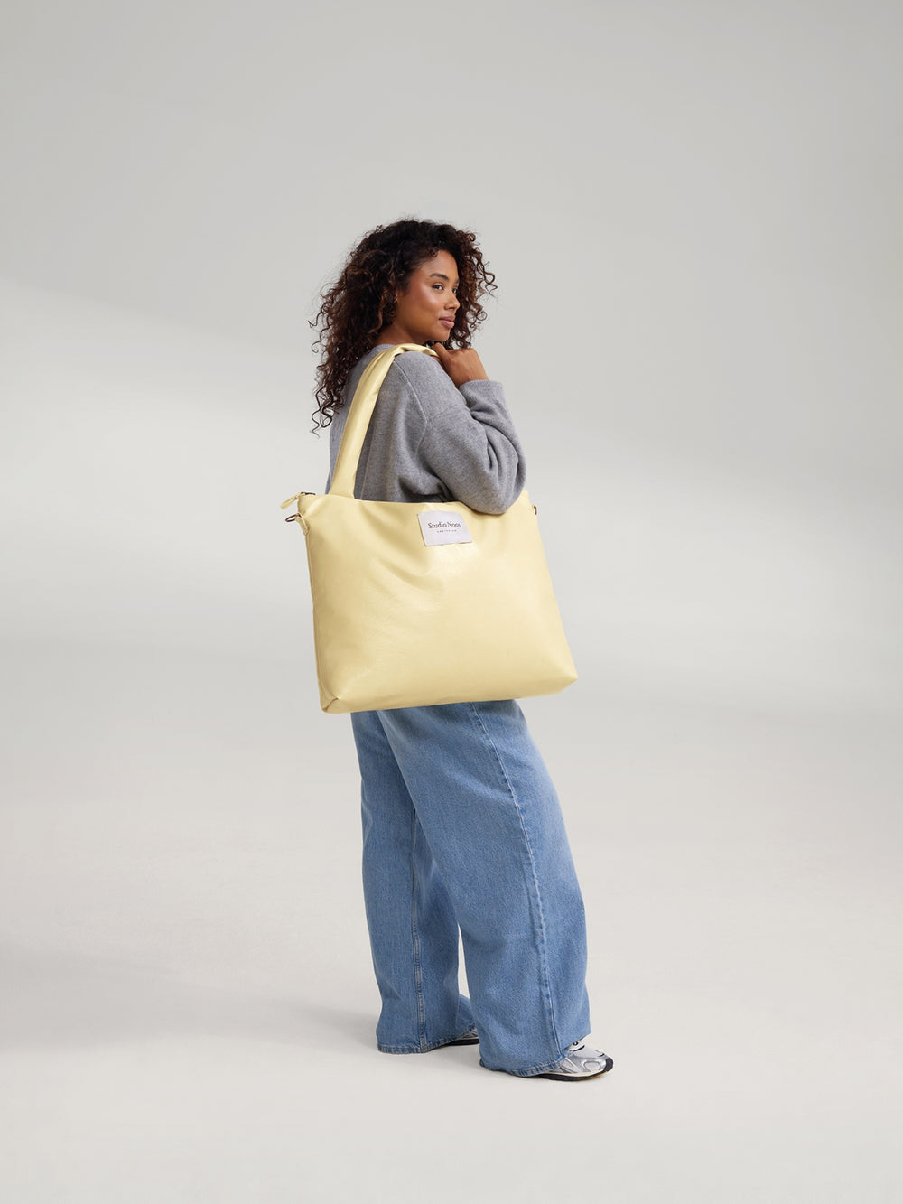 Vegan Leather Wickeltasche | Buttergelb