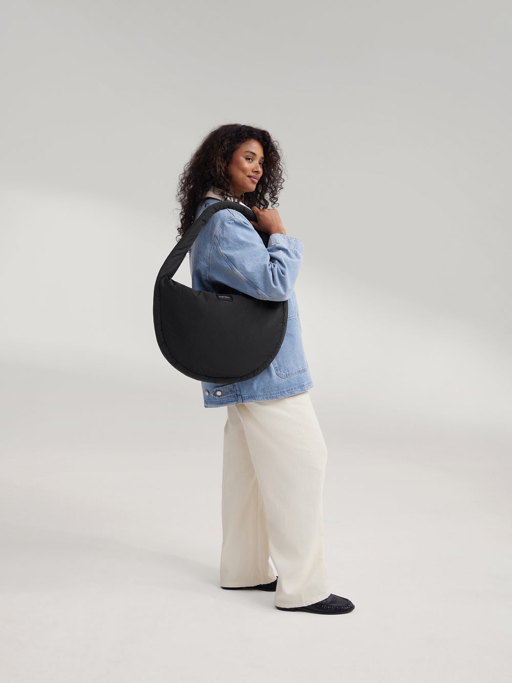Puffy Cross Body Bag | Black