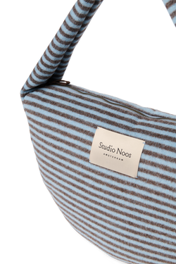 Stripy Wool Cross Body Bag | Lichtblauw / Bruin