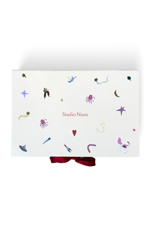 Gift Box M Fantasy | Beige Icons