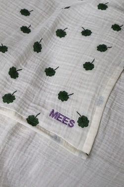 Witte Hydrofiele Doek Met Klavertjes - Medium
