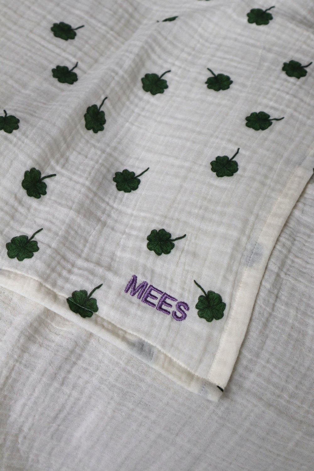 Witte Hydrofiele Doek Met Klavertjes - Medium