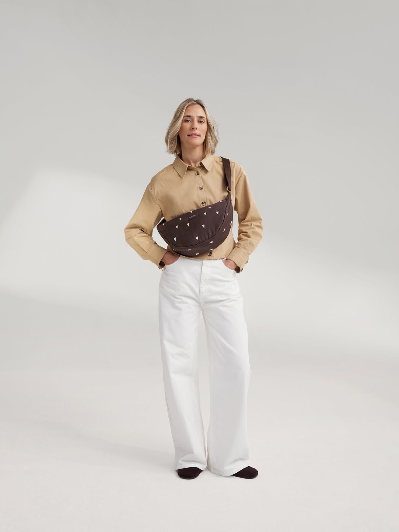 Puffy Adult-Gürteltasche | Braune Hearts