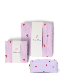 Newborn Essentials Gift Set | Paarse Hearts