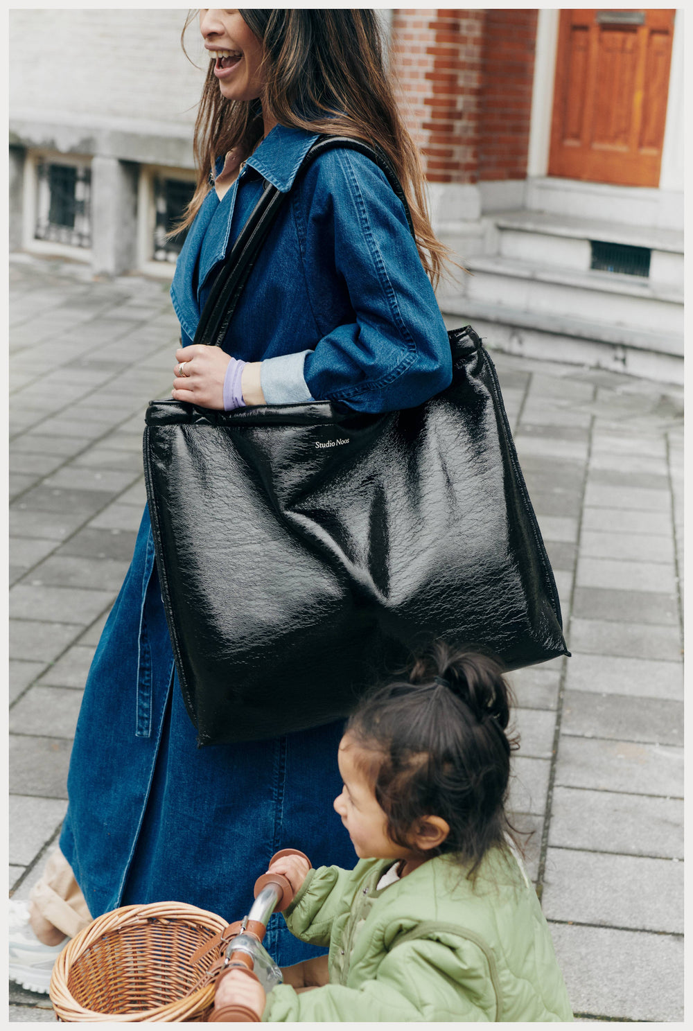 Teddy Mom Bag | Black Lacquer