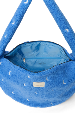 Teddy Cross Body Bag | Light Blue Moon