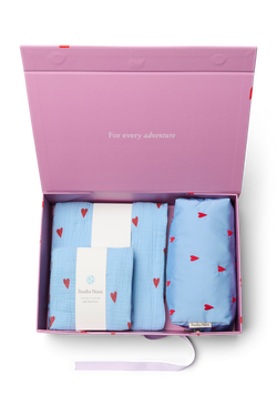 Newborn Essentials Gift Set | Lichtblauwe Hearts