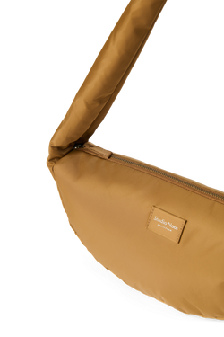 Technical Puffy Mini Cross Body Bag | Brown