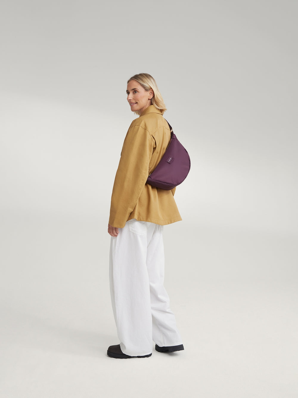 Technical Puffy Adult Fanny Pack | Burgundy
