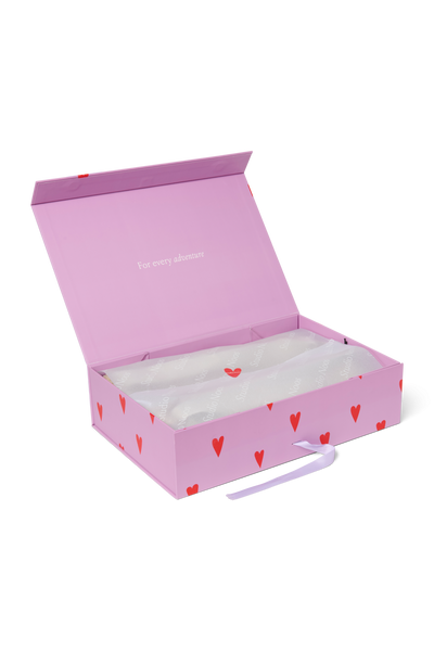 Gift Box M Fantasy | Purple Hearts