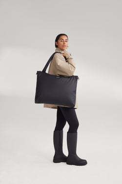 Rain Puffy Diaper Bag | Black
