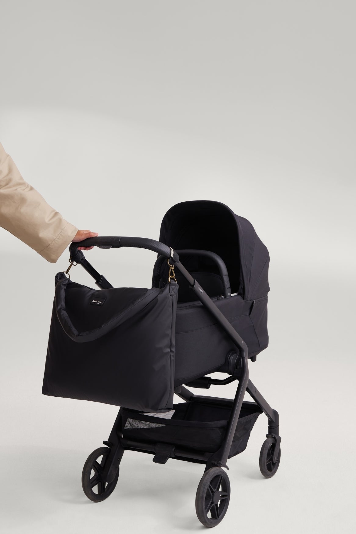 Rain Puffy Diaper Bag | Black